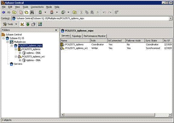 The Sybase Central Folders view shows that the multiplex name has been inserted into the multiplexes folder. You can expand the multiplex name to view the servers in the multiplex.